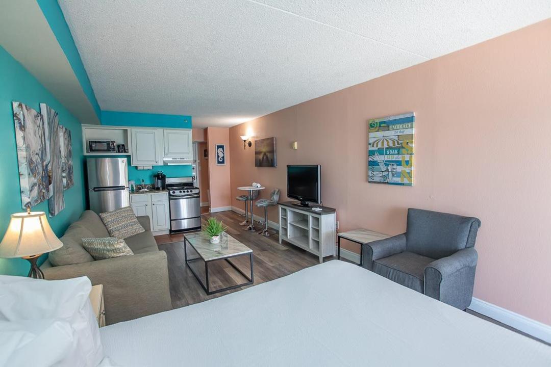 Direct Oceanfront Sea Mist Resort 21105 Myrtle Beach Exterior photo